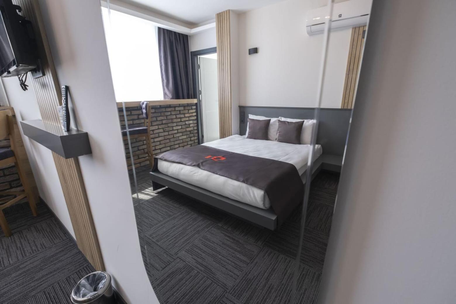 Dewy Hotel อิซมีร์ ภายนอก รูปภาพ