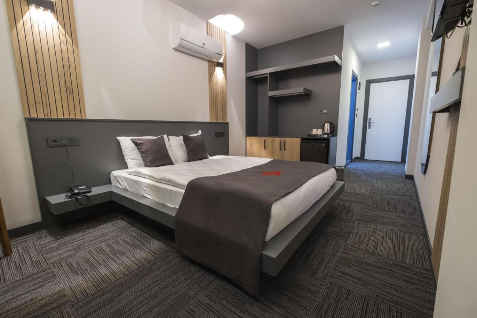 Dewy Hotel อิซมีร์ ภายนอก รูปภาพ
